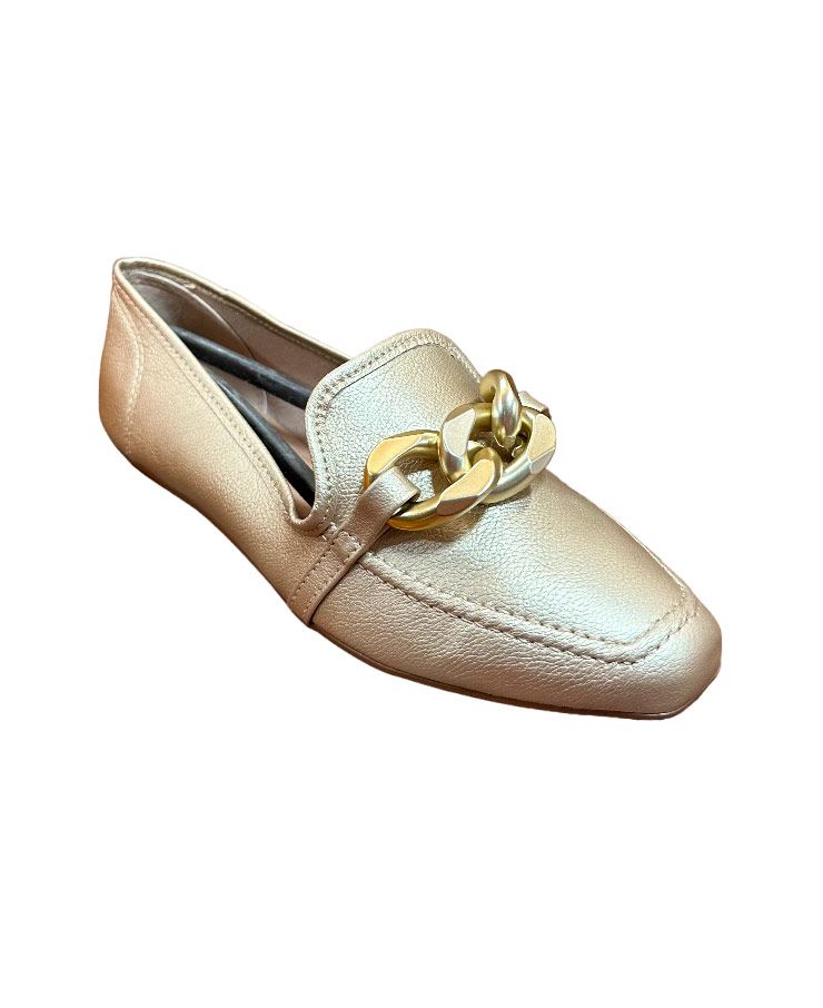 Mocasín Leader Shoes con cadena color dorado