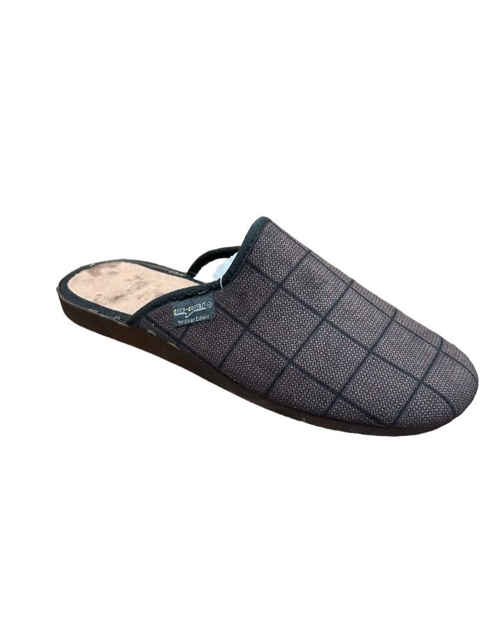 Pantufla abierta color café Peña Blanca