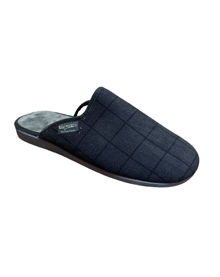 Pantufla abierta color negro Peña Blanca