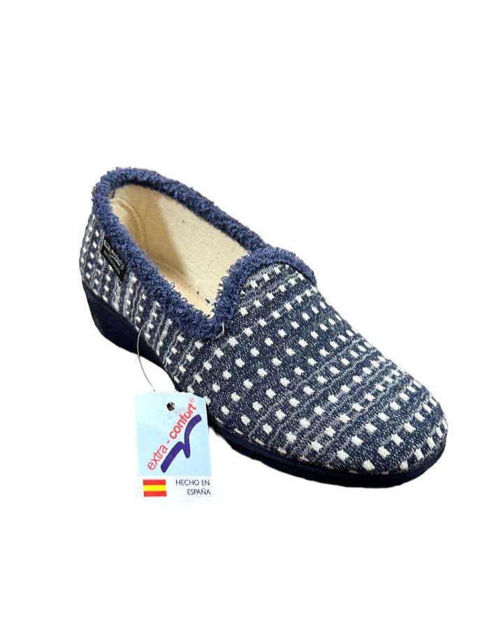 Pantufla cerrada color azul marino Peña Blanca