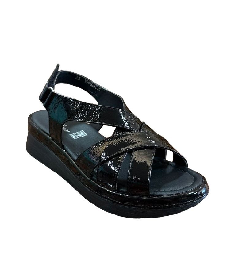 Sandalia Suave Caminar color negro charol